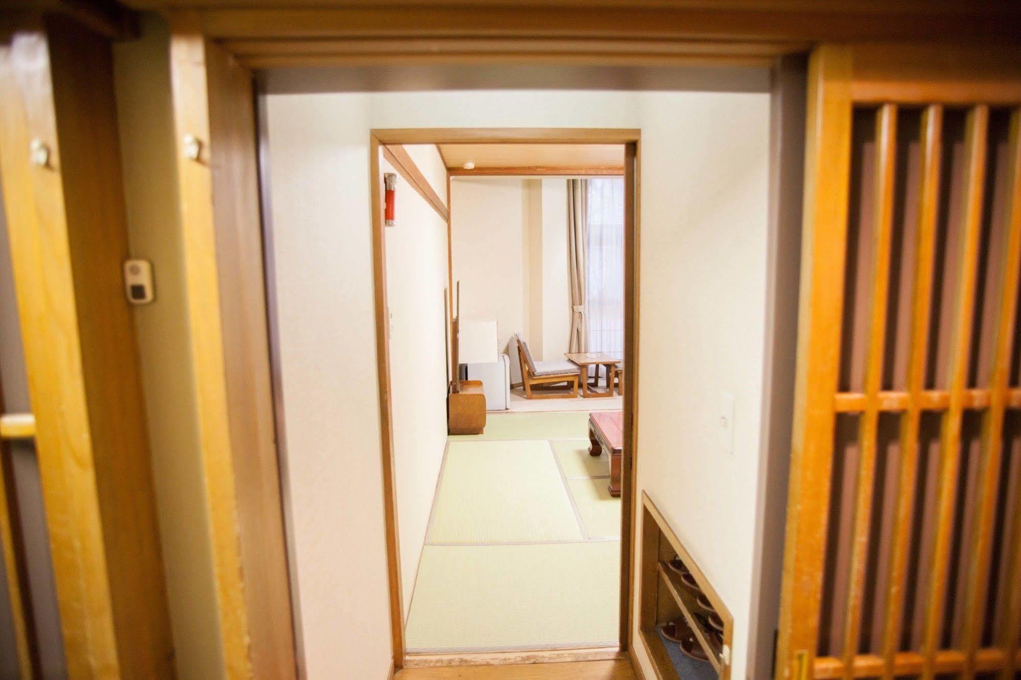 Nakamuraya Ryokan Sapporo Exterior photo